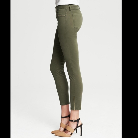 Banana Republic Denim - Banana Republic Military Green Jegging